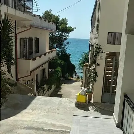 Crisvan Aparthotel *